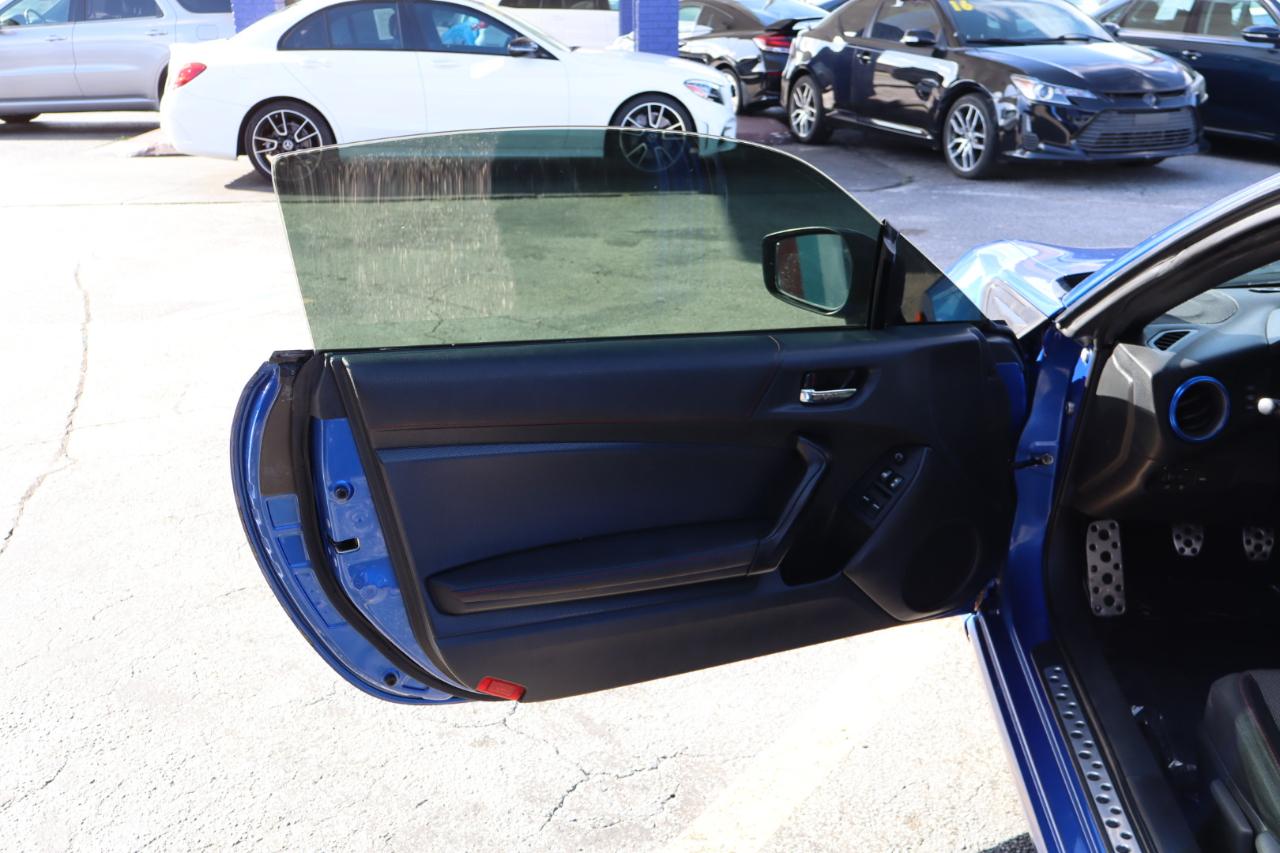 Subaru BRZ 2dr Cpe Man Premium 2016