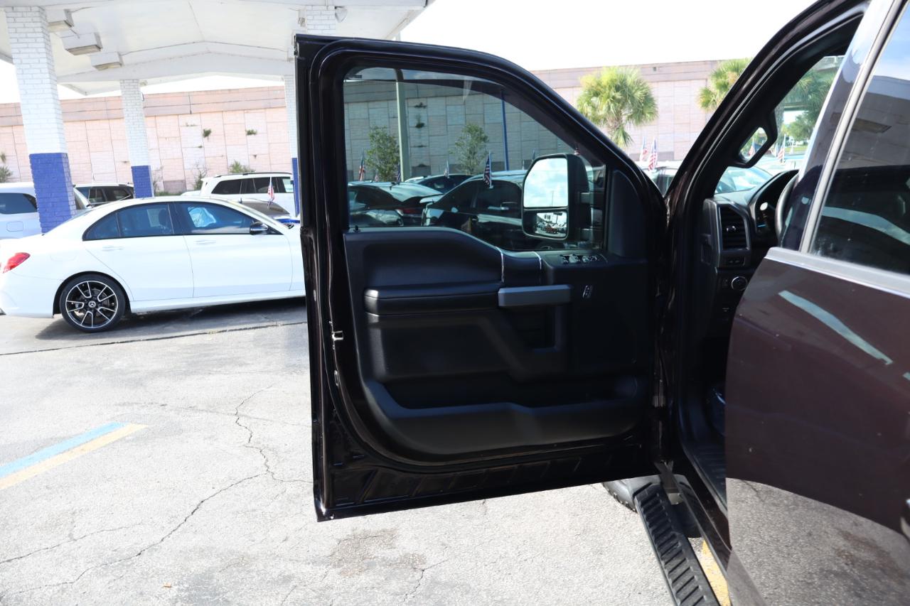 Ford F-150 Lariat SuperCrew 4WD 2018