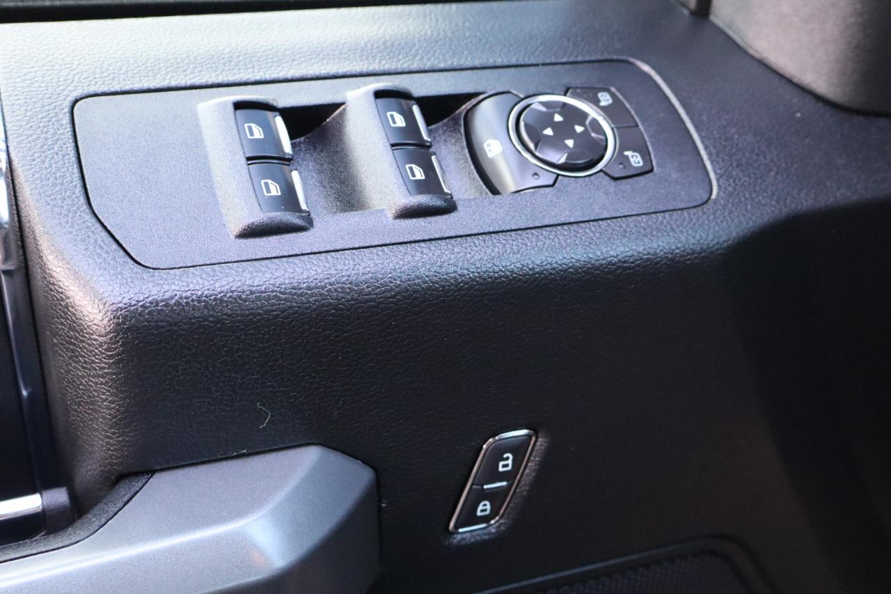 Ford F-150 Lariat SuperCrew 4WD 2018