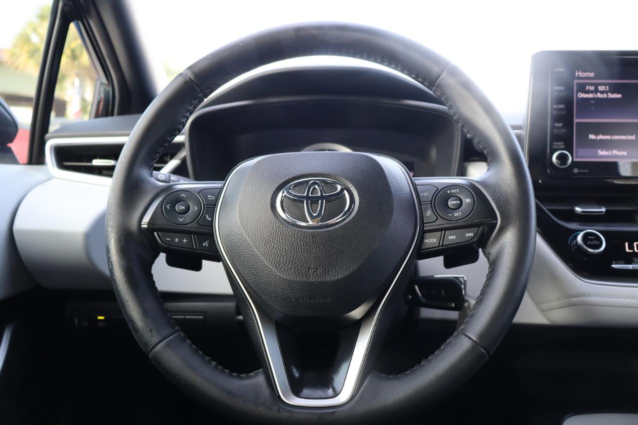 Toyota Corolla SE Nightshade CVT (Natl) 2022