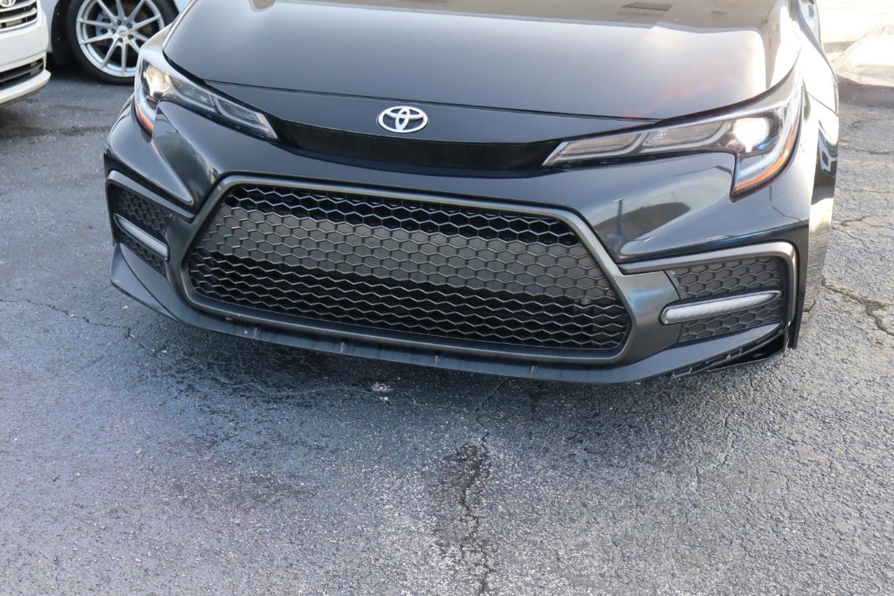 Toyota Corolla SE Nightshade CVT (Natl) 2022