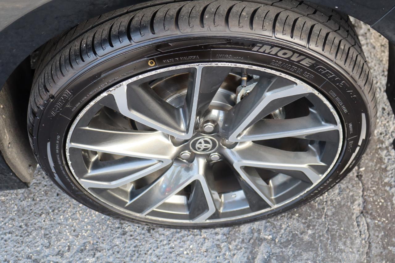Toyota Corolla SE Nightshade CVT (Natl) 2022