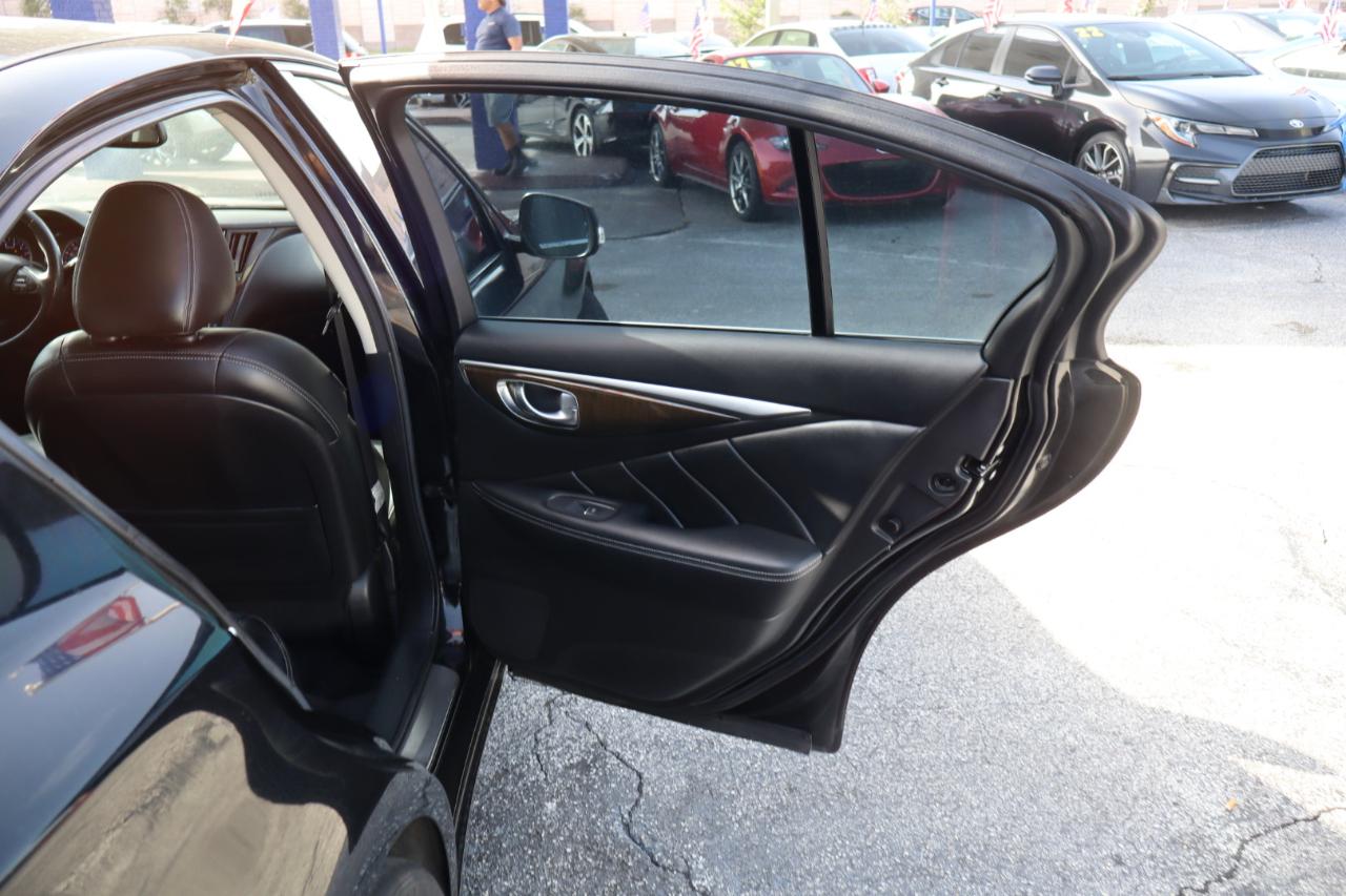 Infiniti Q50 4dr Sdn 3.0t Sport RWD 2016