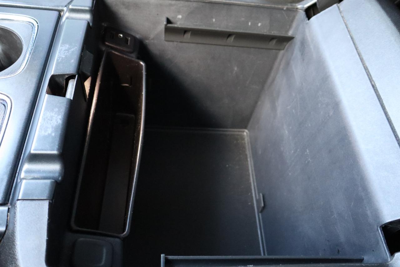 GMC Sierra 1500 4WD Crew Cab 143.5" SLT 2017