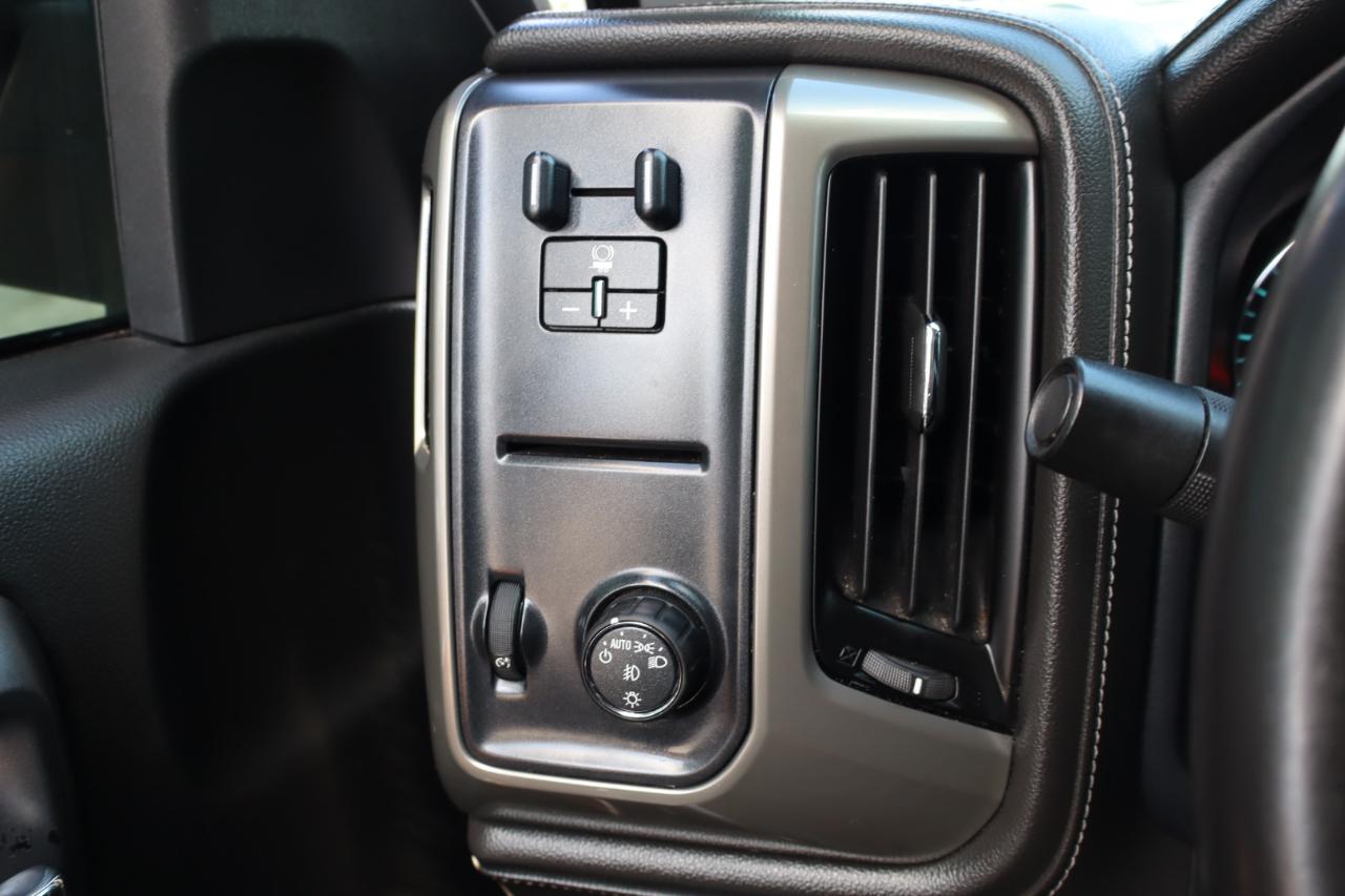 GMC Sierra 1500 4WD Crew Cab 143.5" SLT 2017