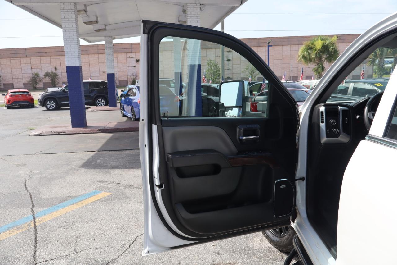 GMC Sierra 1500 4WD Crew Cab 143.5" SLT 2017