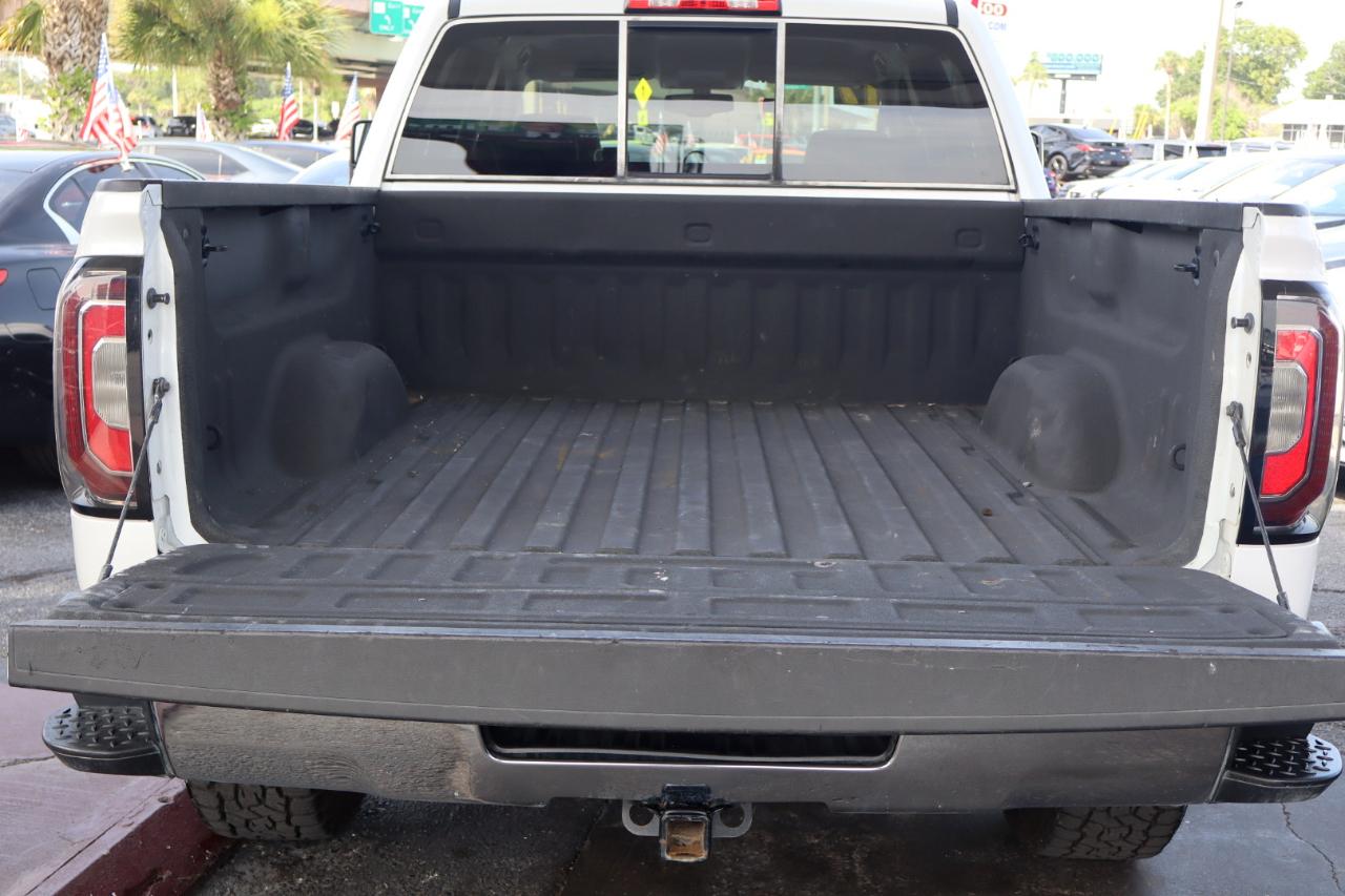 GMC Sierra 1500 4WD Crew Cab 143.5" SLT 2017
