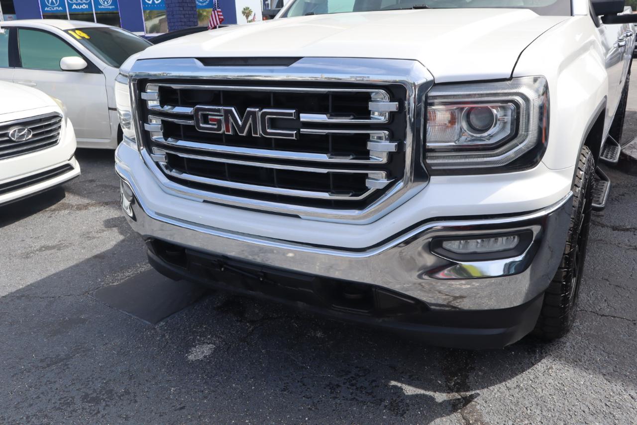 GMC Sierra 1500 4WD Crew Cab 143.5" SLT 2017