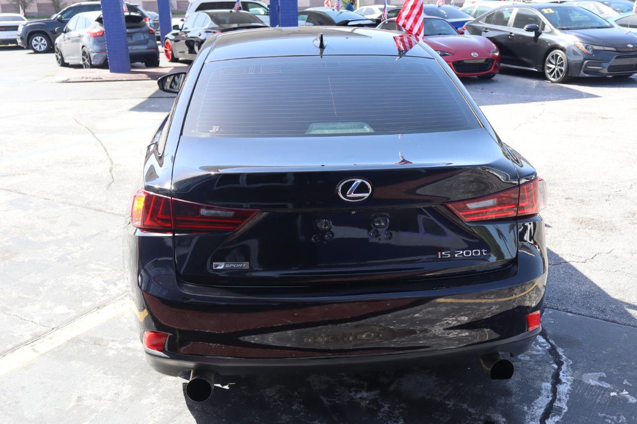 Lexus IS 200t 4dr Sdn 2016