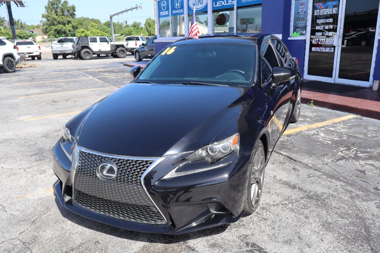Lexus IS 200t 4dr Sdn 2016
