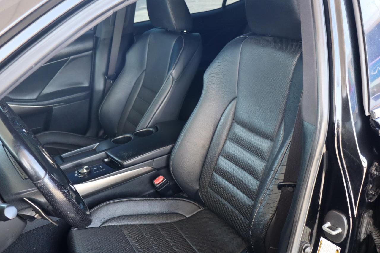 Lexus IS 200t 4dr Sdn 2016