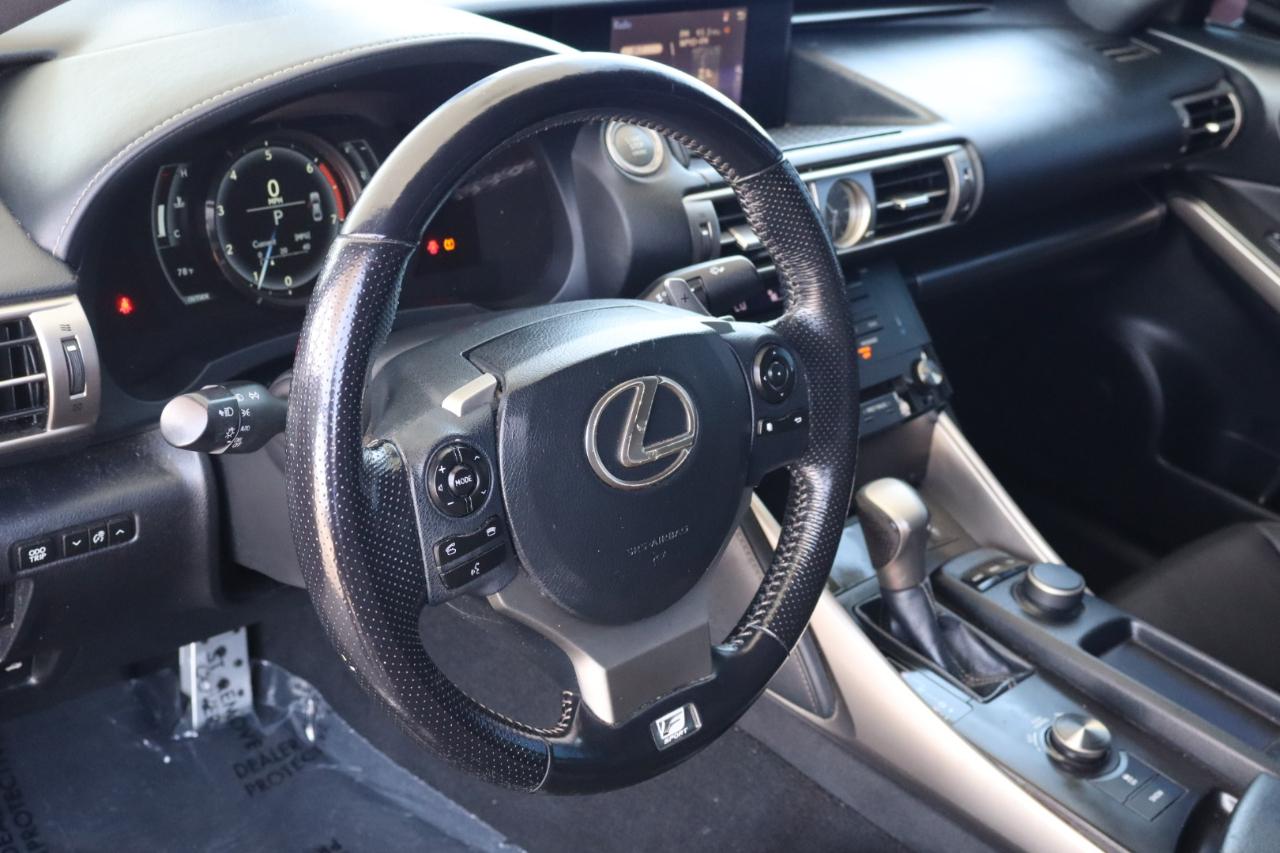 Lexus IS 200t 4dr Sdn 2016