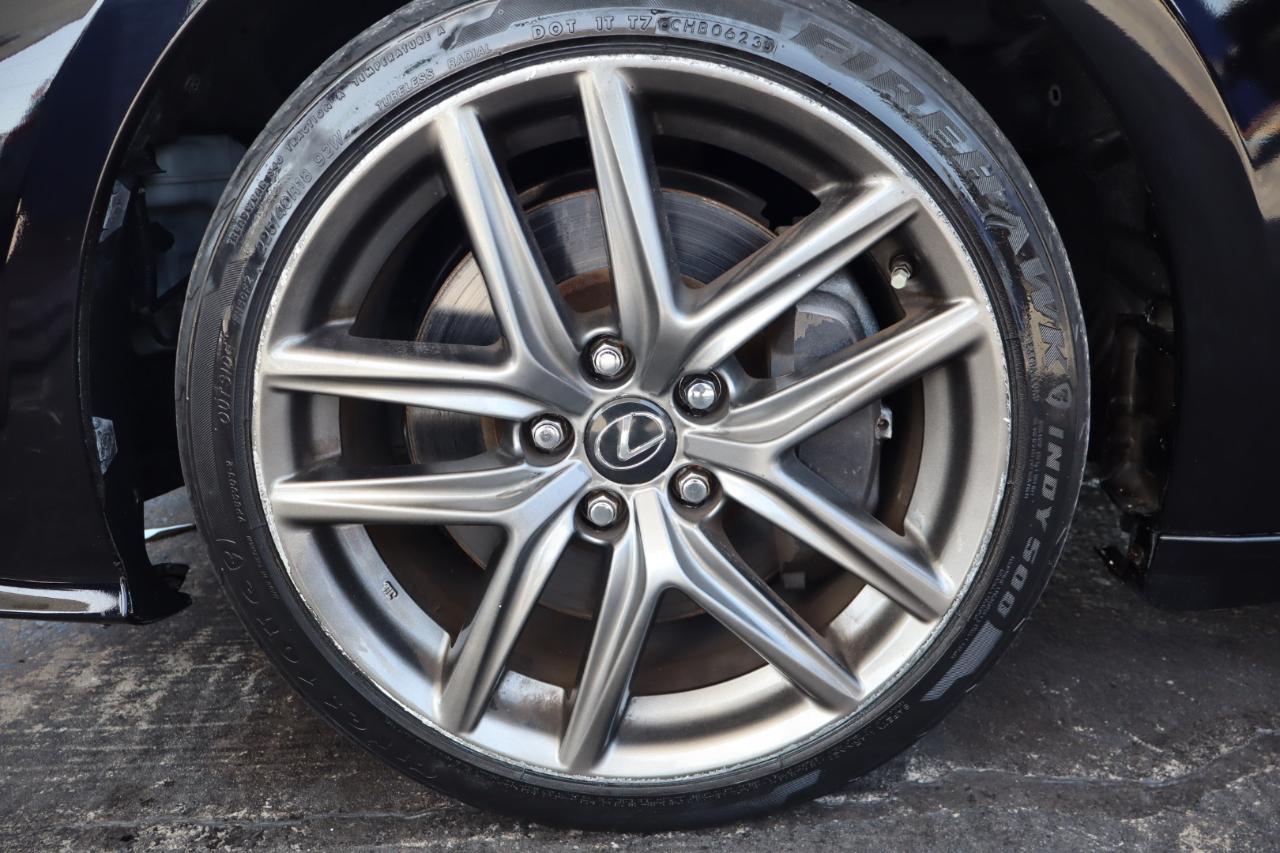 Lexus IS 200t 4dr Sdn 2016
