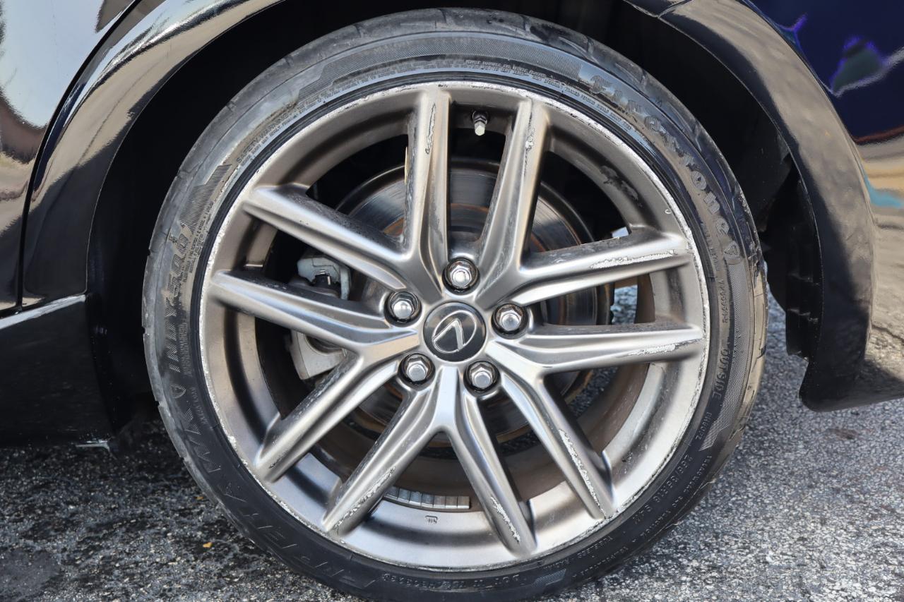 Lexus IS 200t 4dr Sdn 2016