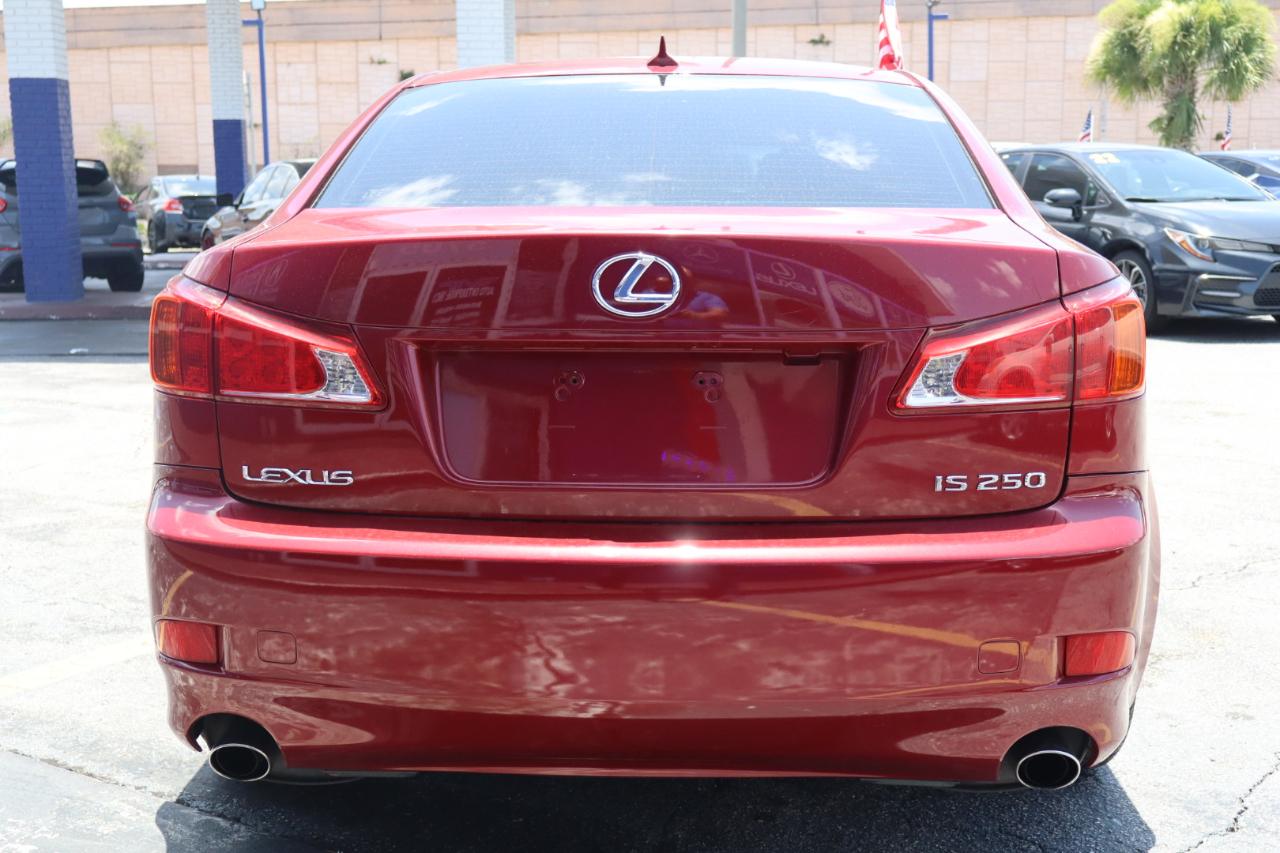 Lexus IS 250 4dr Sport Sdn Man RWD 2010