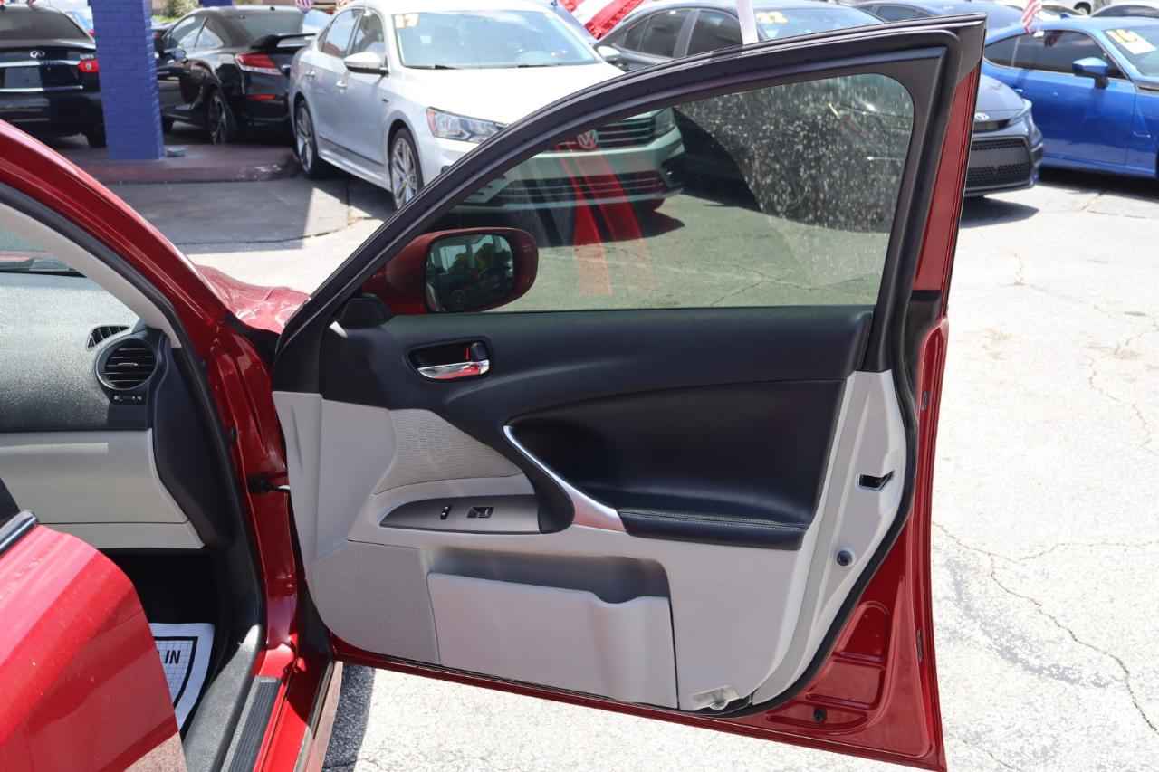 Lexus IS 250 4dr Sport Sdn Man RWD 2010