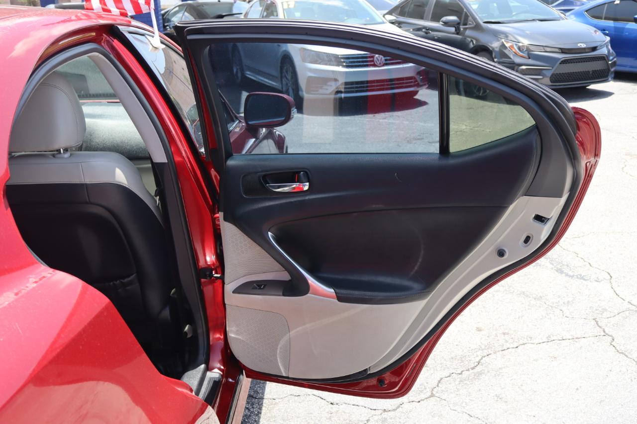 Lexus IS 250 4dr Sport Sdn Man RWD 2010