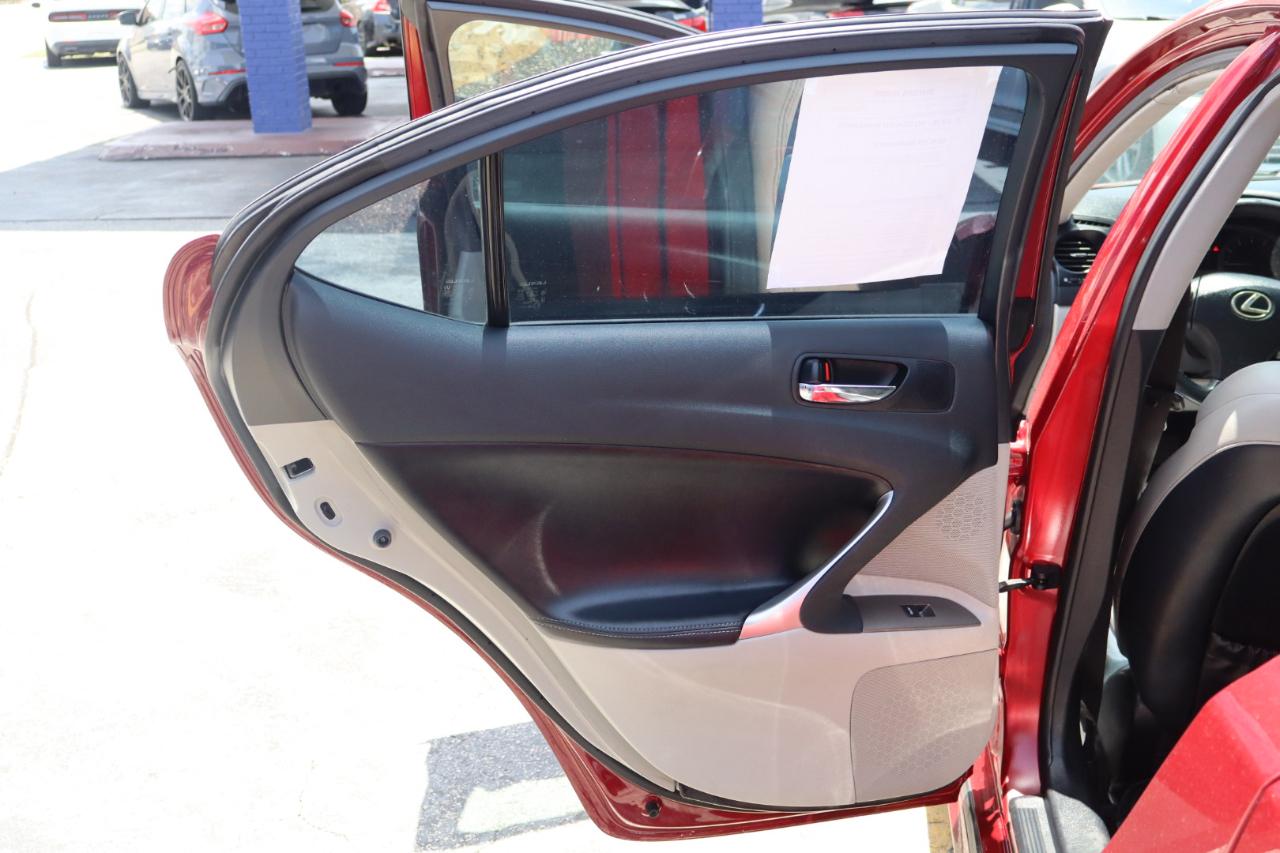 Lexus IS 250 4dr Sport Sdn Man RWD 2010