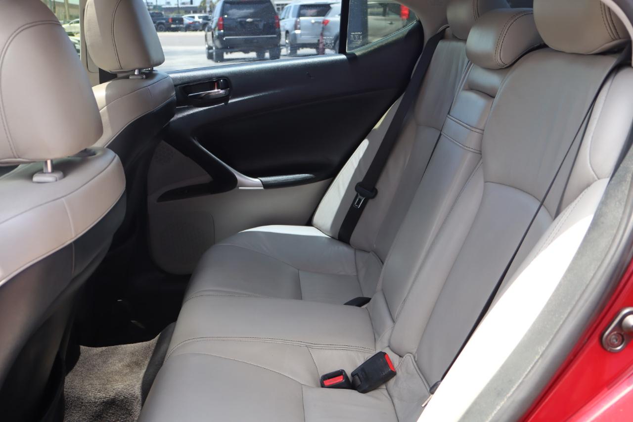 Lexus IS 250 4dr Sport Sdn Man RWD 2010