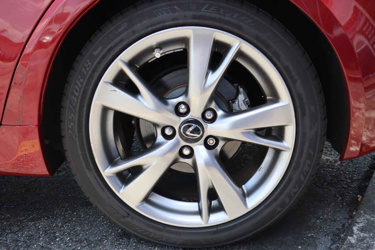 Lexus IS 250 4dr Sport Sdn Man RWD 2010