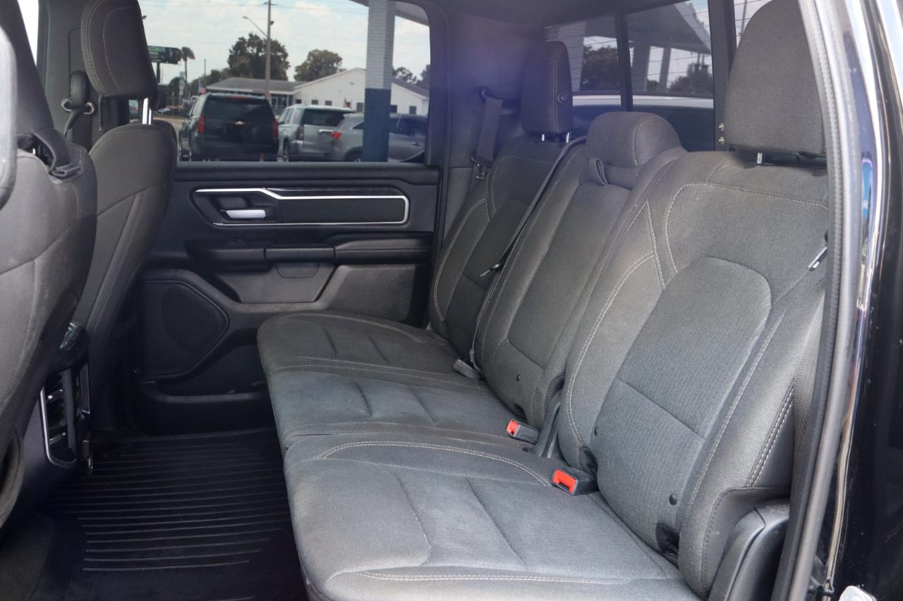 RAM 1500 Big Horn/Lone Star 4x4 Crew Cab 5'7" Box 2019