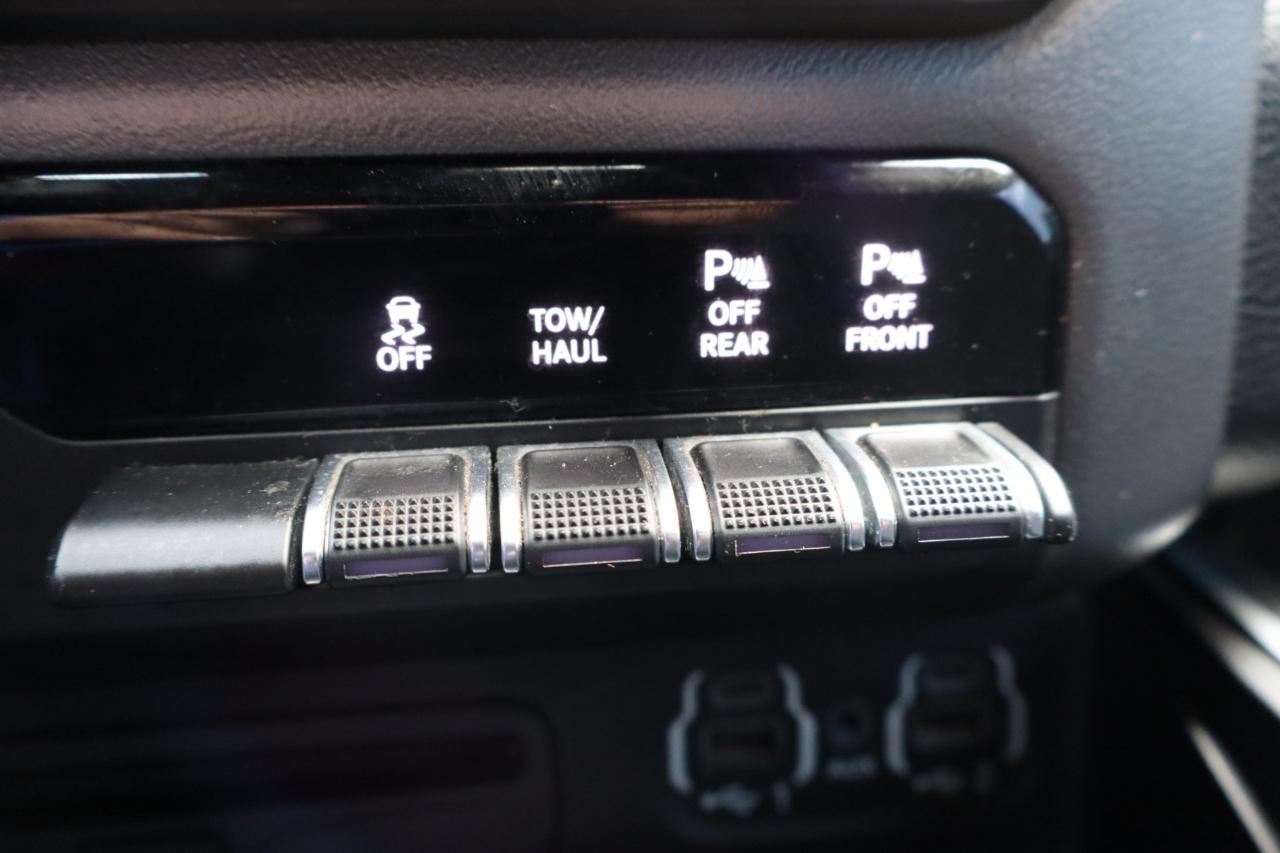 RAM 1500 Big Horn/Lone Star 4x4 Crew Cab 5'7" Box 2019