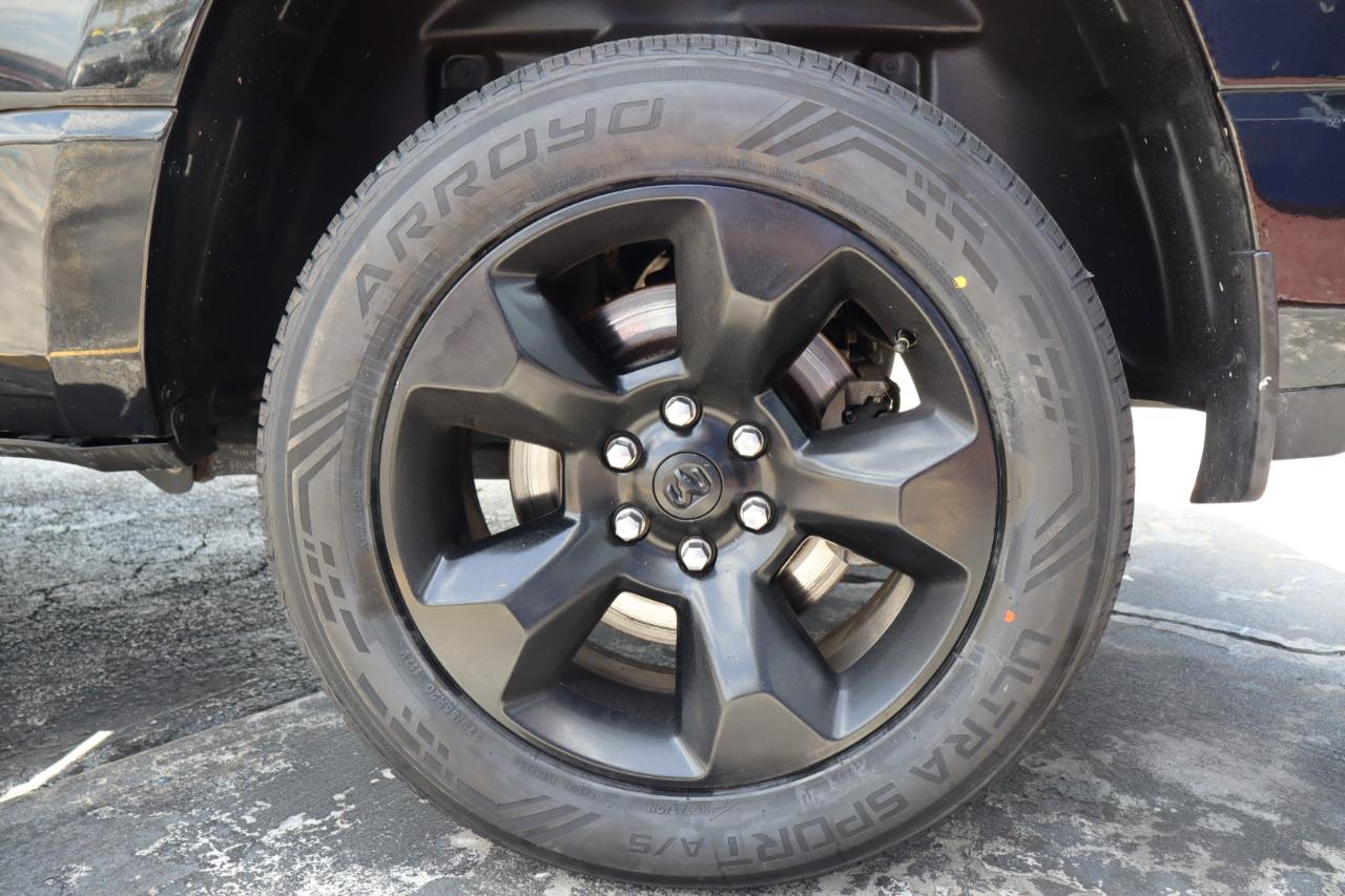 RAM 1500 Big Horn/Lone Star 4x4 Crew Cab 5'7" Box 2019