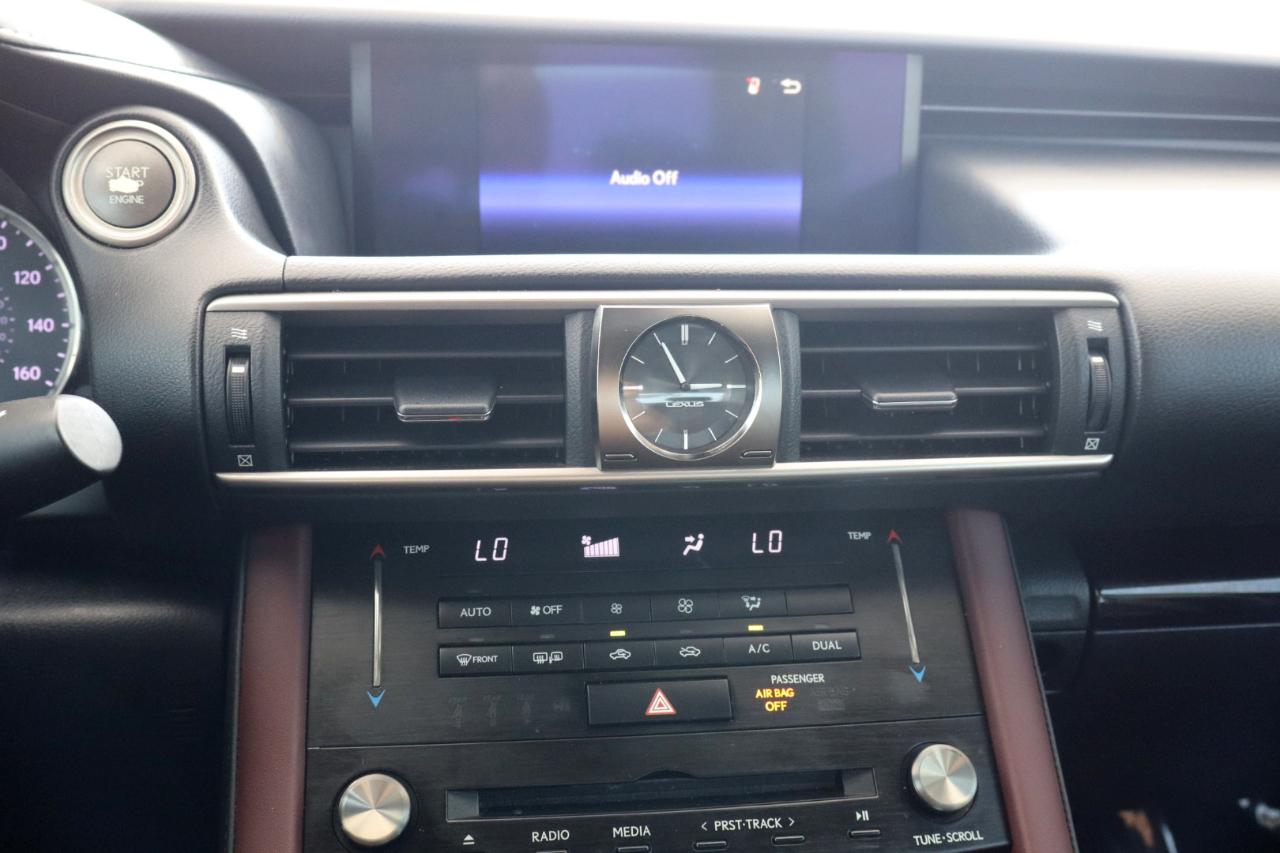 Lexus IS IS 300 RWD 2018