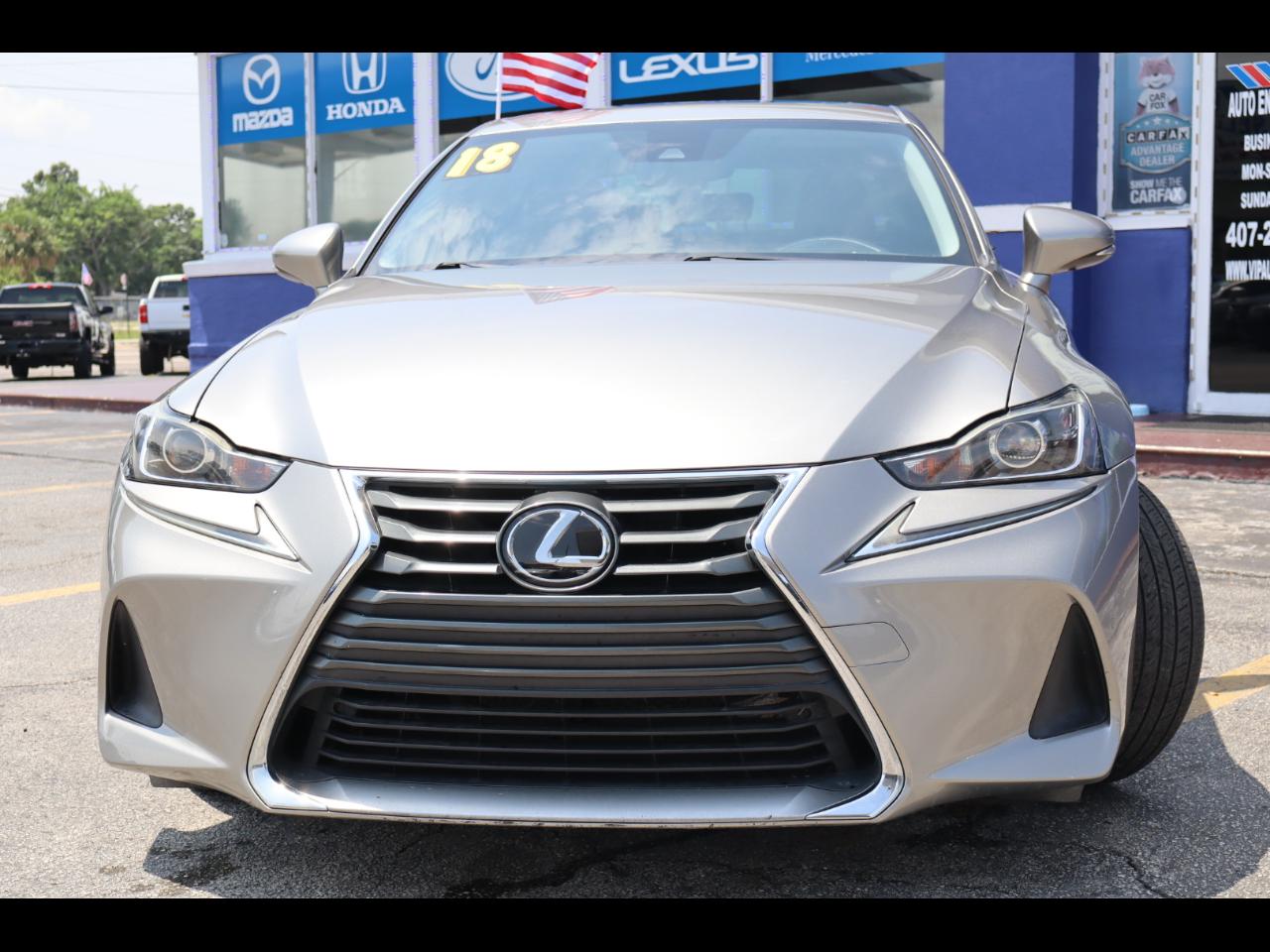 Lexus IS IS 300 RWD 2018