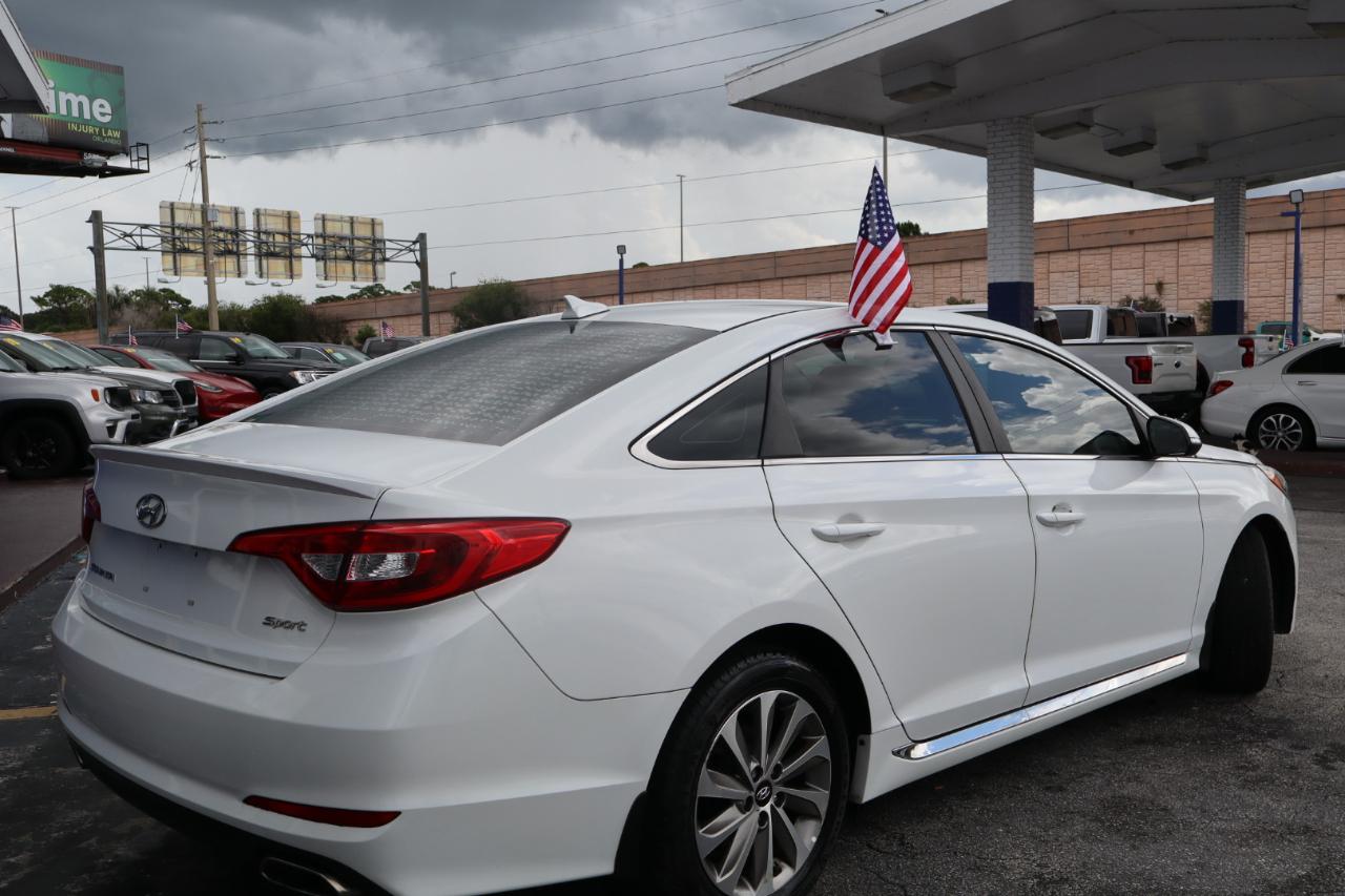 Hyundai Sonata 4dr Sdn 2.4L Sport PZEV 2016