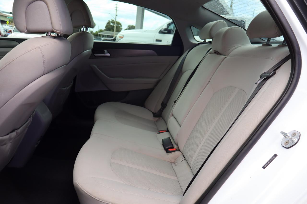 Hyundai Sonata 4dr Sdn 2.4L Sport PZEV 2016