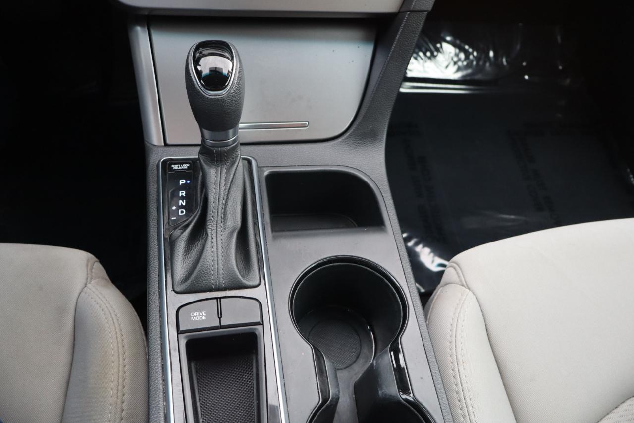 Hyundai Sonata 4dr Sdn 2.4L Sport PZEV 2016