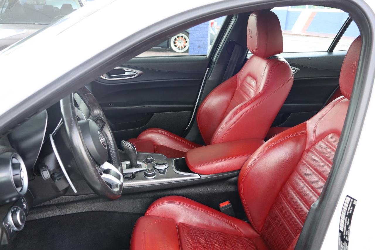 Alfa Romeo Giulia Veloce RWD 2024