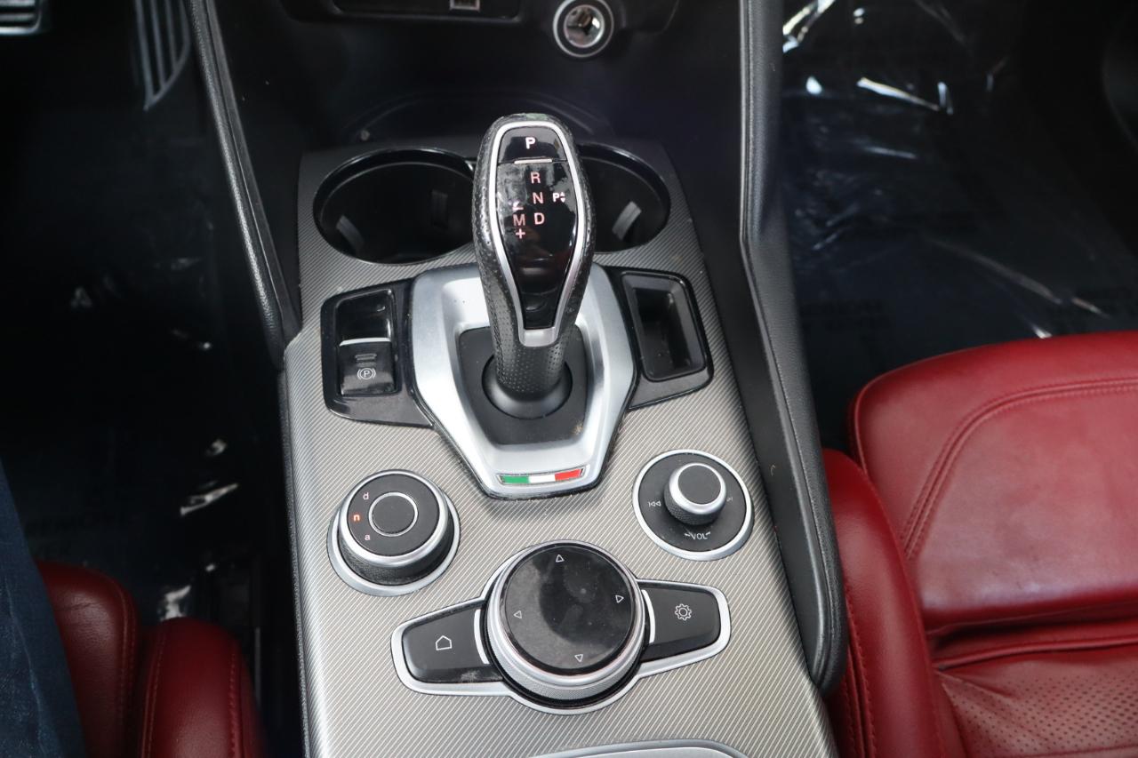 Alfa Romeo Giulia Veloce RWD 2024