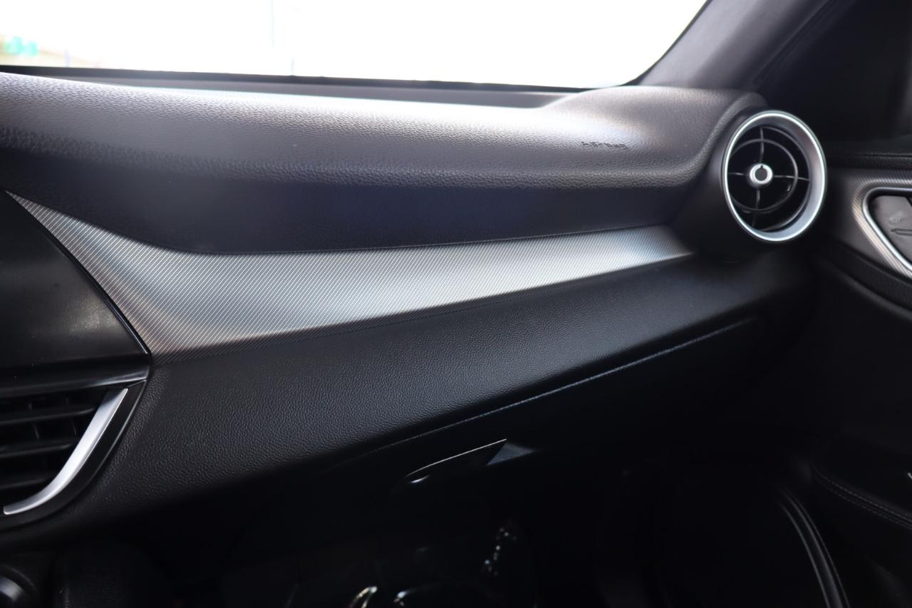 Alfa Romeo Giulia Veloce RWD 2024