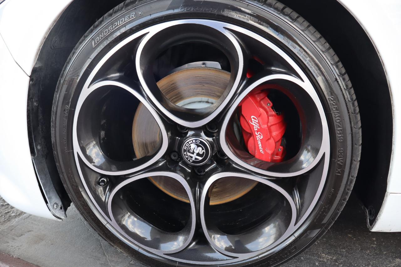 Alfa Romeo Giulia Veloce RWD 2024