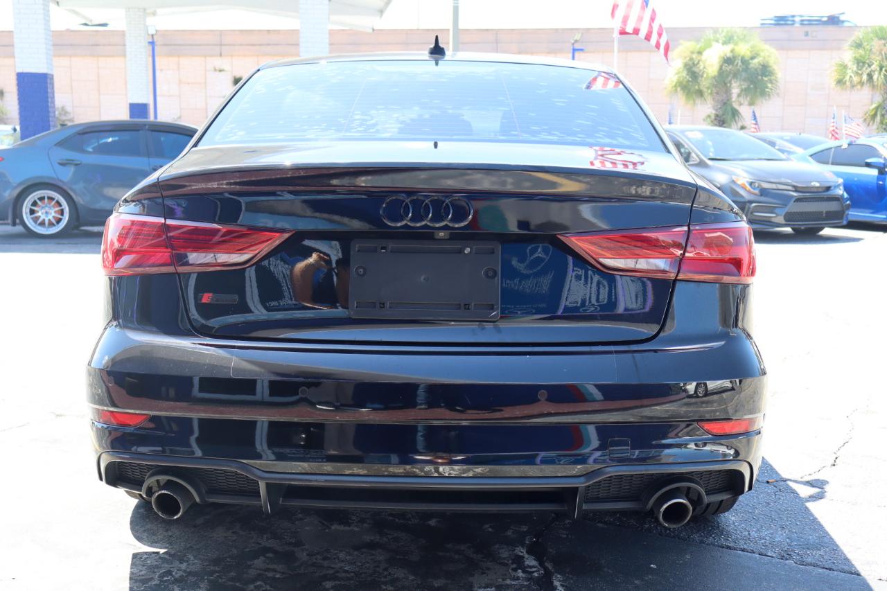 Audi A3 Sedan S line Premium 45 TFSI quattro 2020