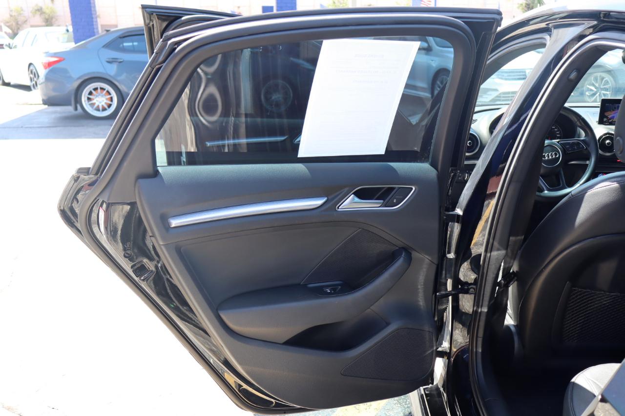 Audi A3 Sedan S line Premium 45 TFSI quattro 2020