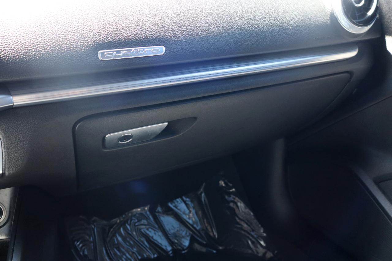 Audi A3 Sedan S line Premium 45 TFSI quattro 2020