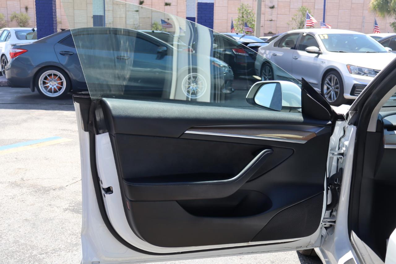 Tesla Model 3 RWD 2023