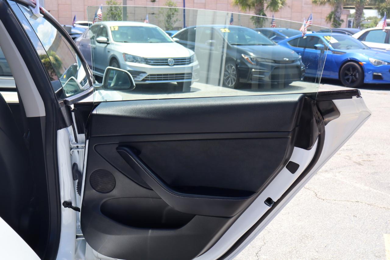 Tesla Model 3 RWD 2023