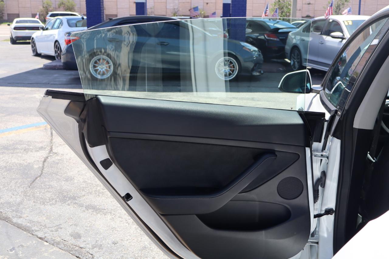 Tesla Model 3 RWD 2023