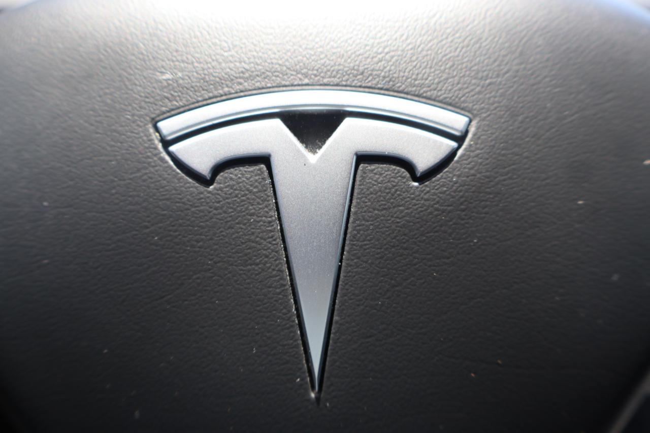 Tesla Model 3 RWD 2023