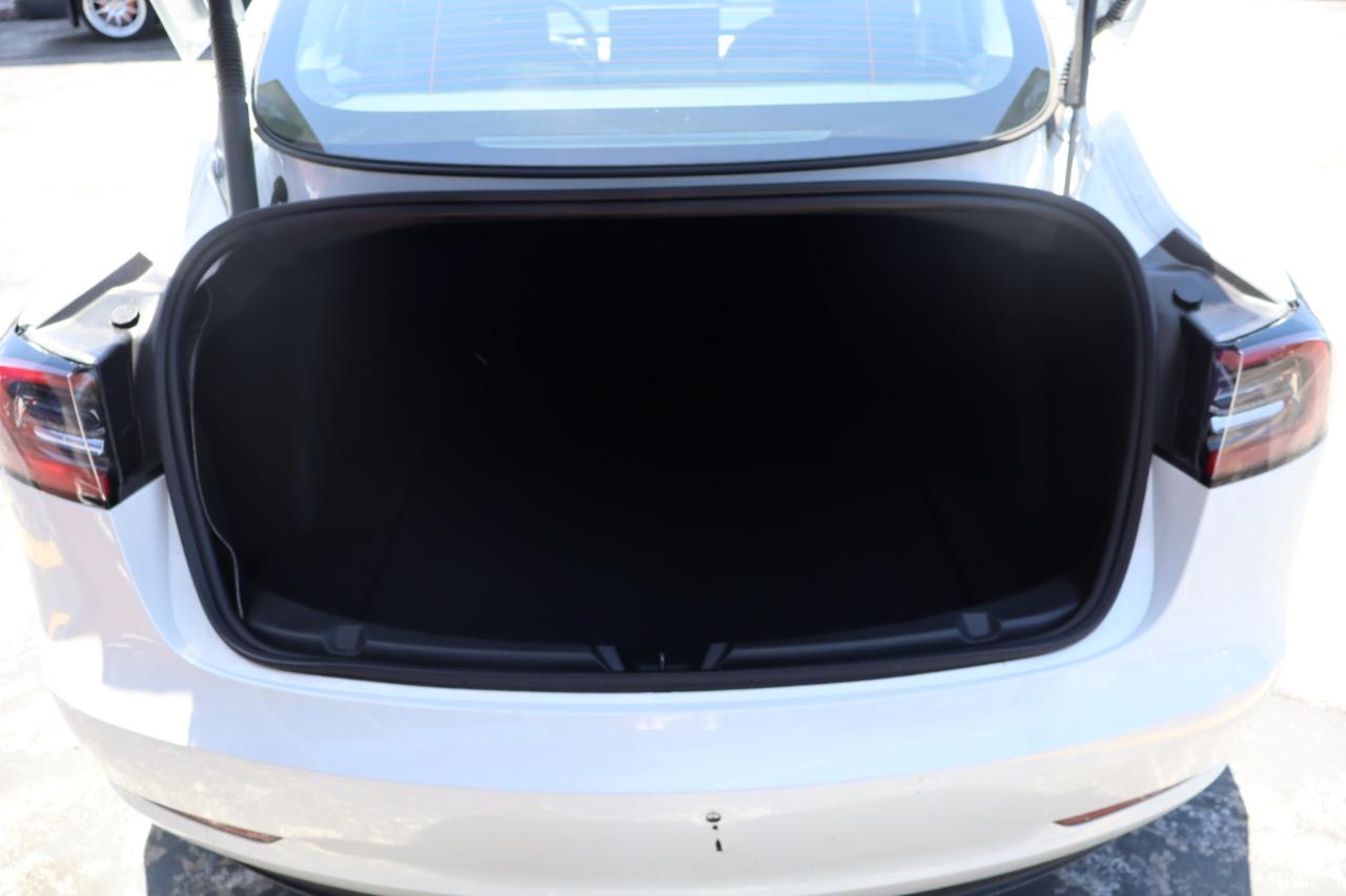 Tesla Model 3 RWD 2023