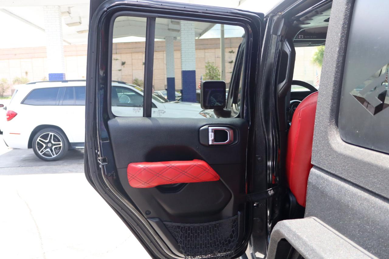 Jeep Wrangler Unlimited Sahara 4x4 2018