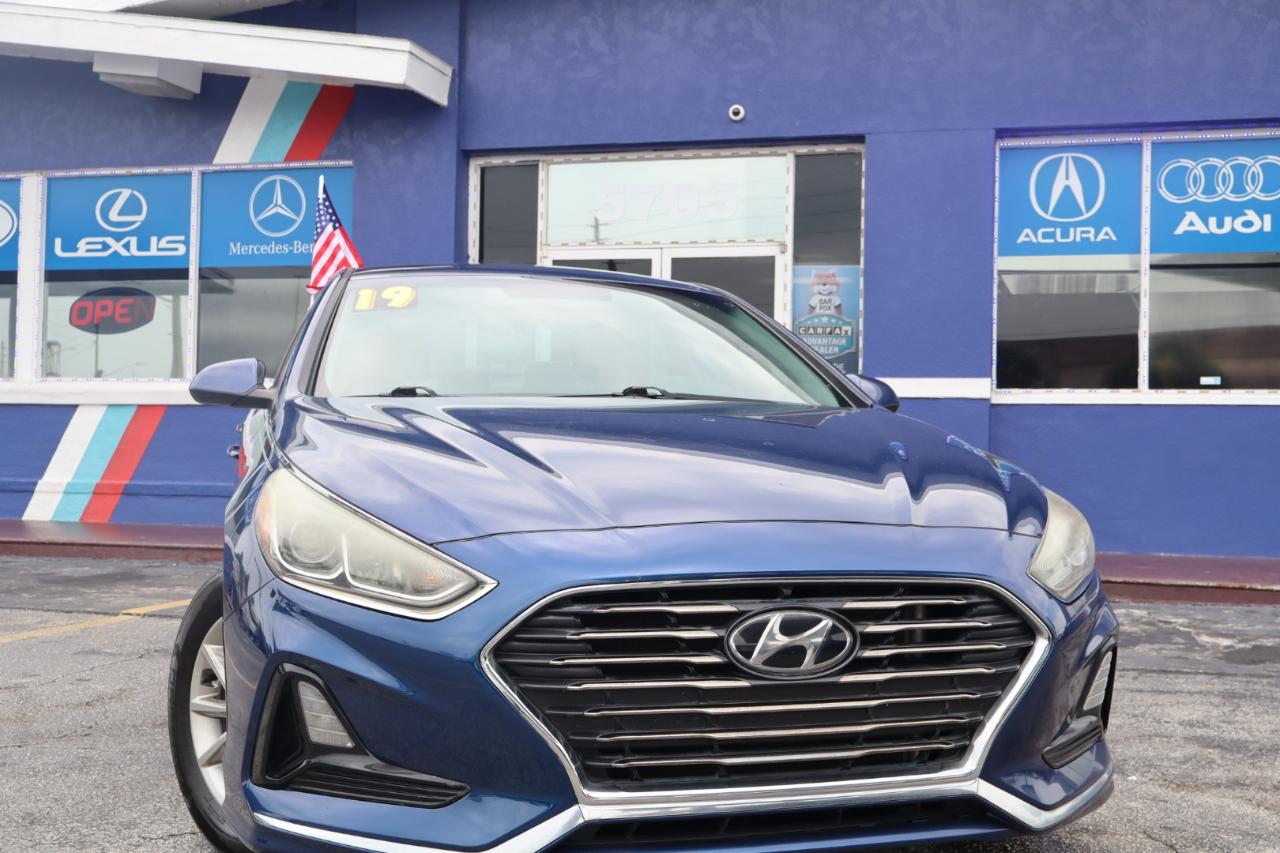 Hyundai Sonata SE 2.4L 2019