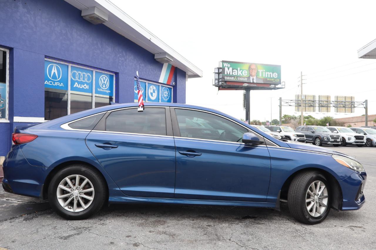 Hyundai Sonata SE 2.4L 2019