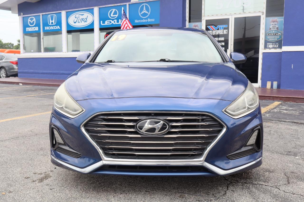 Hyundai Sonata SE 2.4L 2019