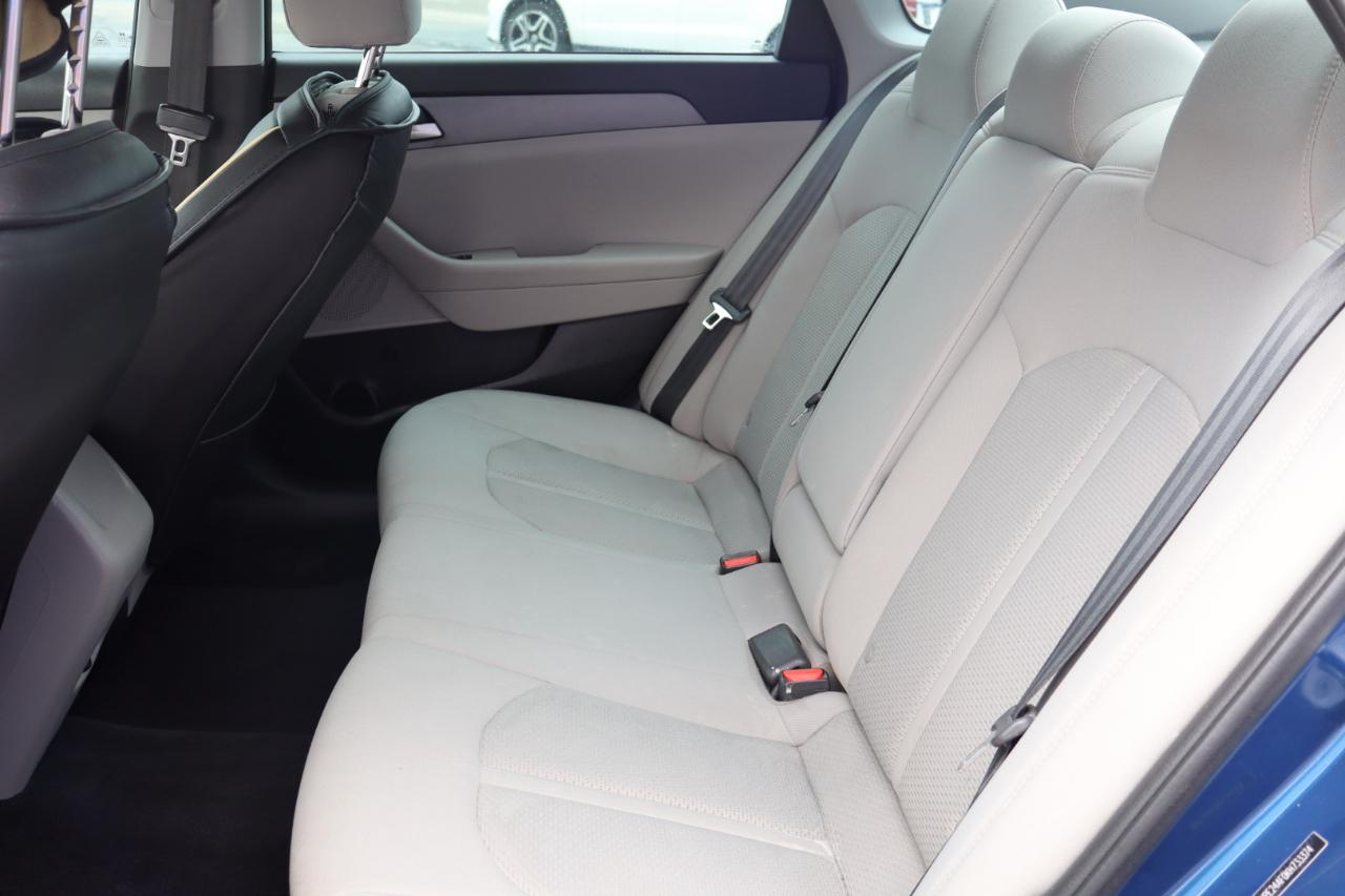 Hyundai Sonata SE 2.4L 2019