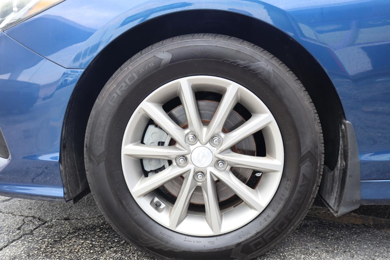 Hyundai Sonata SE 2.4L 2019